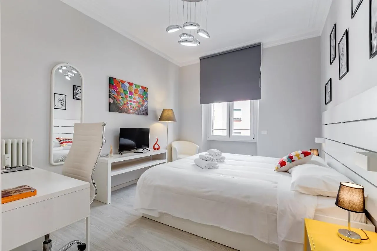 Lovely Apartment In Prati Near Vatican Roma