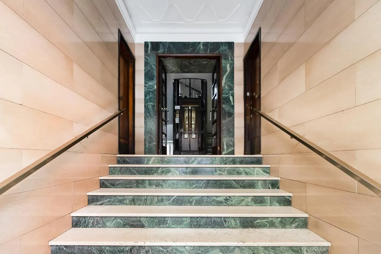 Lovely Apartment In Prati Near Vatican Rome Italy